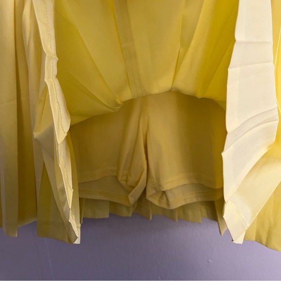 Vuori Clementine Skort Women's S Yellow Golf Tennis Pickleball Skort Athleisure - Picture 3 of 6